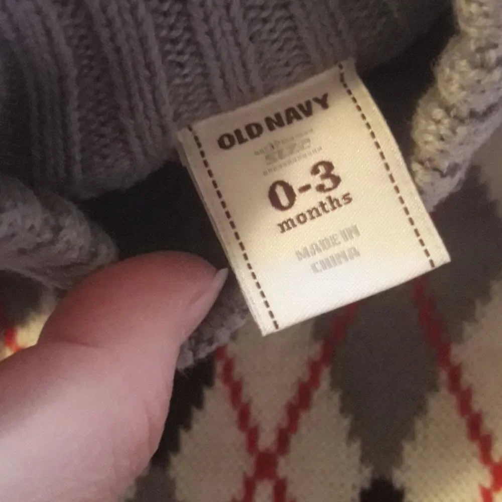 0-3mo Old Navy lil' loves one piece knit argyle romper NWT